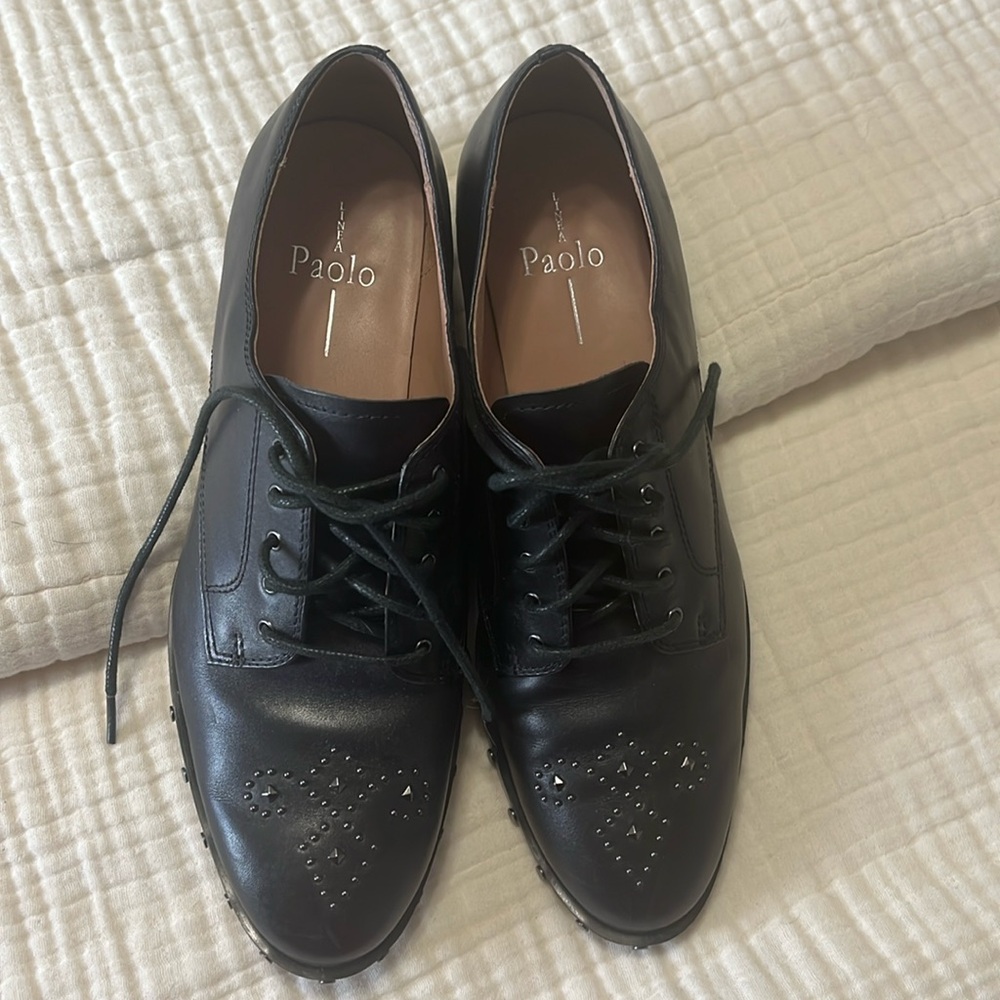 Black studded linea Paolo Oxford wing tip saddle shoes 8.5